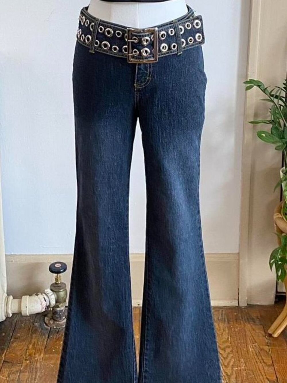 vintage y2k flare jeans